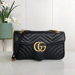"GUCCI Marmont Crossbody Shoulder Bag   "